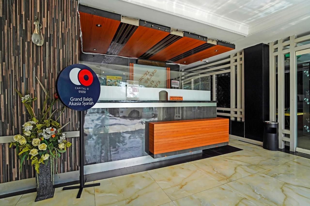 Capital O 91050 Grand Balqis Akasia Syariah Surabaya Ngoại thất bức ảnh